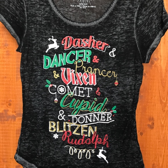 2 festive t-shirts: St. Paddy’s Day & Christmas - Picture 4 of 5